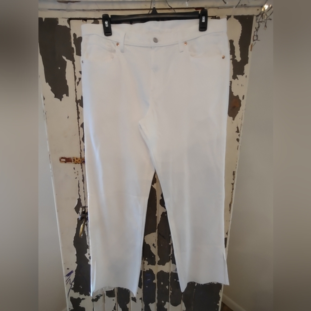 GAP, Mid-rise 90's Loose 33/16L NWOT
